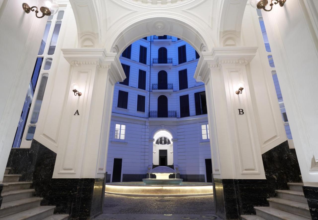 The One Napoli Luxury Apartment 외부 사진