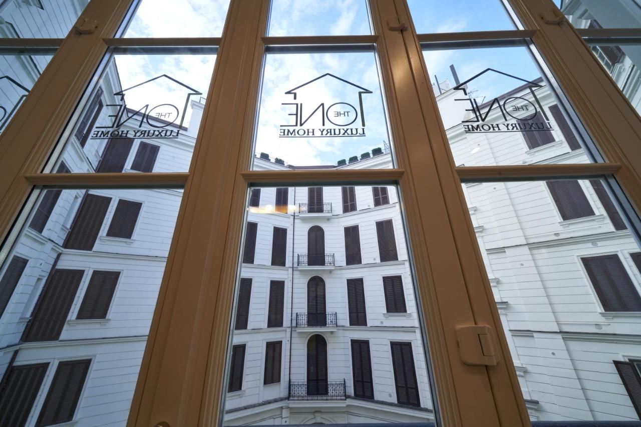 The One Napoli Luxury Apartment 외부 사진