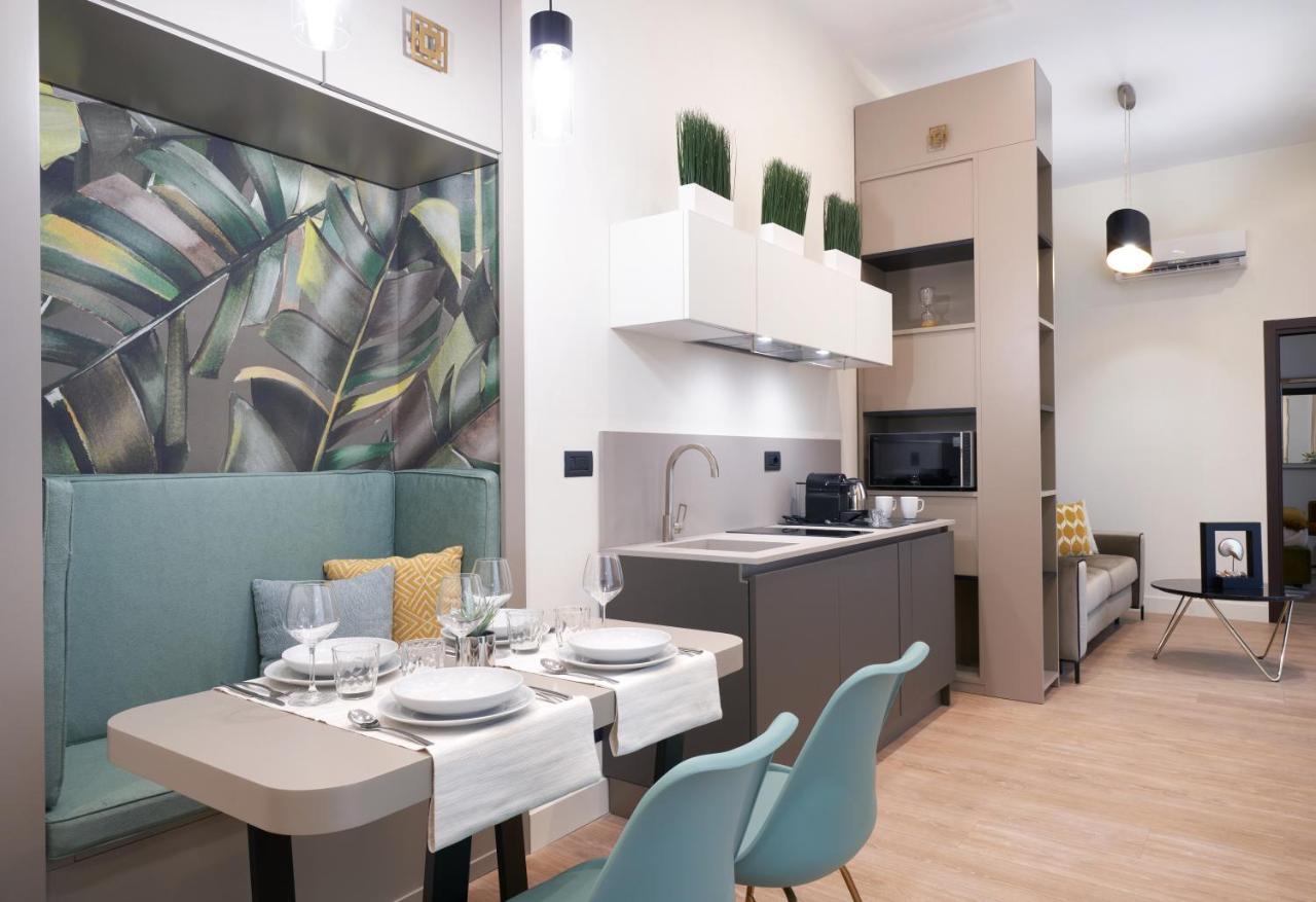 The One Napoli Luxury Apartment 외부 사진