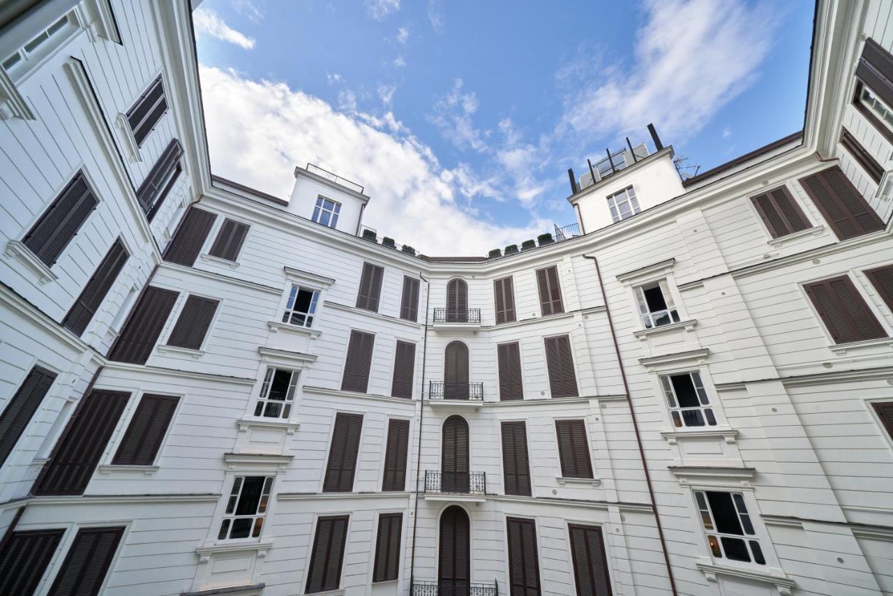 The One Napoli Luxury Apartment 외부 사진