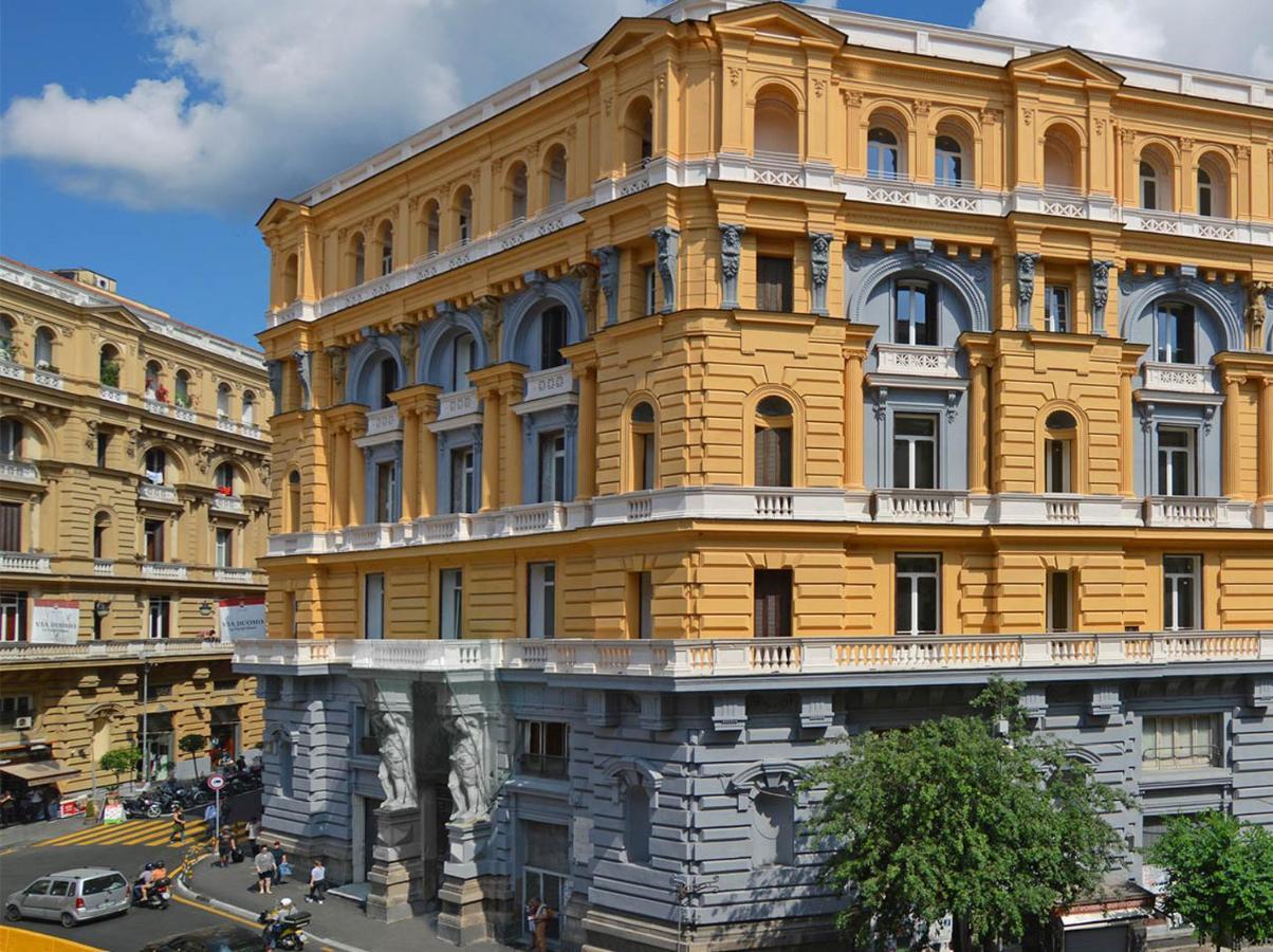 The One Napoli Luxury Apartment 외부 사진